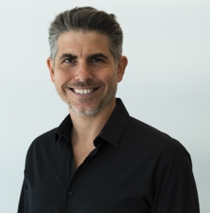 Arik Agassi